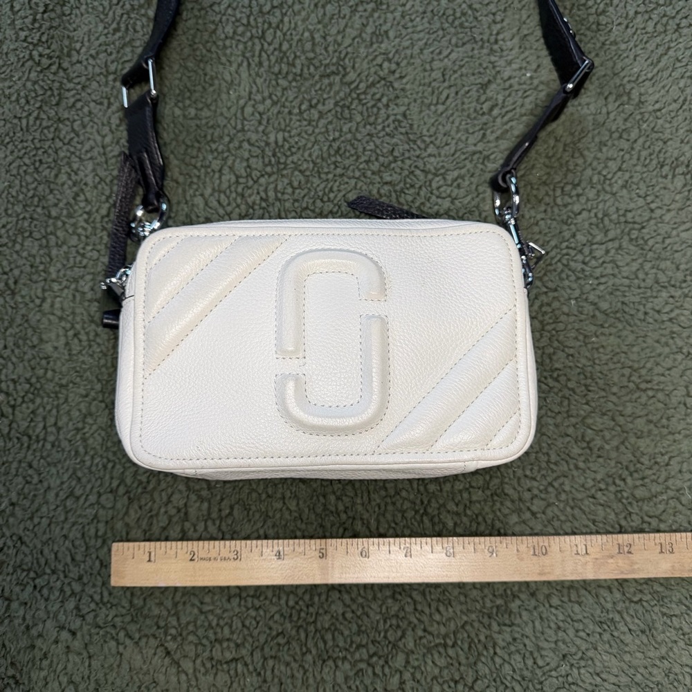 Marc Jacobs Ivory Crossbody Bag - Picture 10 of 12